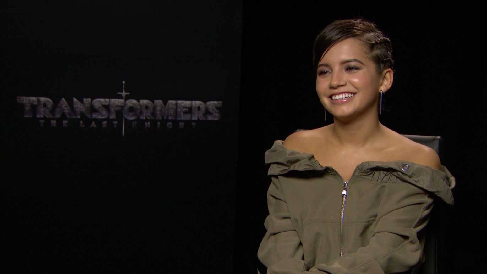 Isabela Moner (2001) Isabela-moner-transformers-5-interview