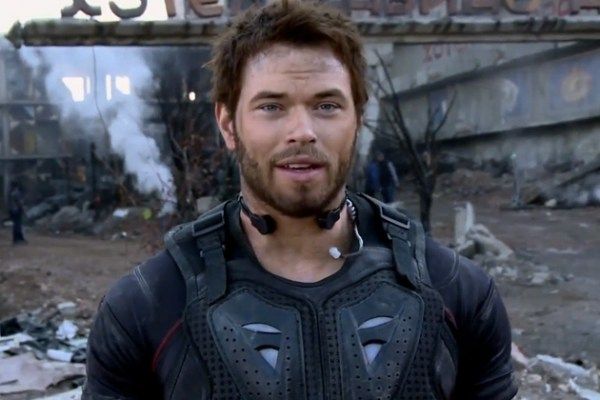 Autour de Ridley  Kellan-lutz-expendables-3