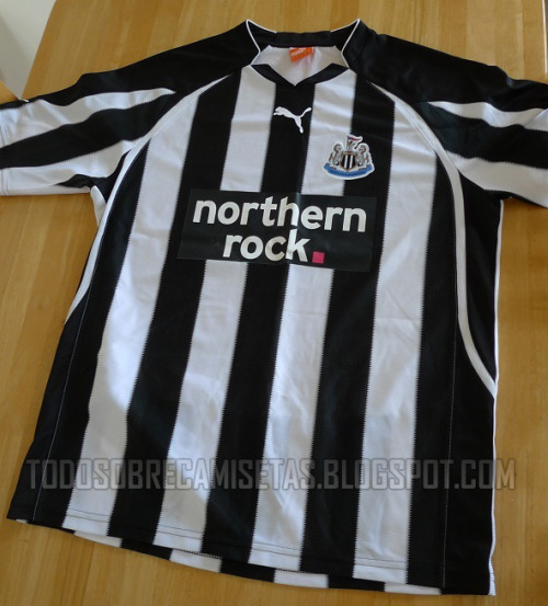 Novi Dres za 2010-2011 Newcastle-home-shirt