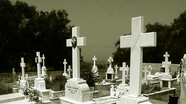 ¿Visitas de Vez en Cuando o Regularmente Algún Cementerio? Cementerio