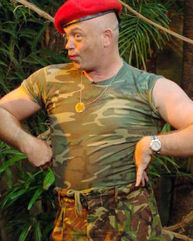 Why didn't Ross Kemp just join the army...? - Page 2 176912_1