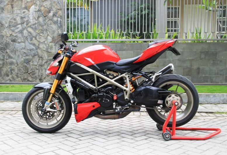 WTS : EXOTIC BIKE DUCATI STREETFIGHTER 1098S 2011 346294_20140225055909