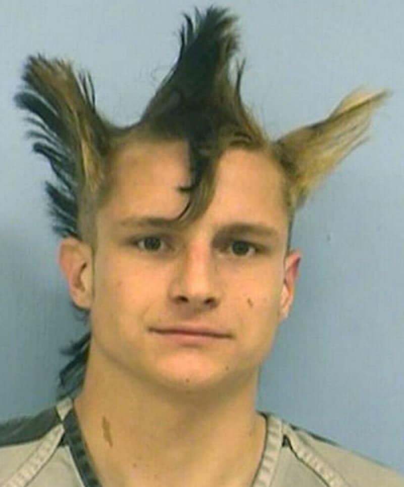 Ima tu svega ...  - Page 16 20-of-the-most-shocking-and-ugliest-male-haircuts-11