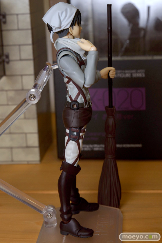 [Max Factory] Figma #EX020 | Shingeki no Kyojin - Levi (Cleaning ver.) 004