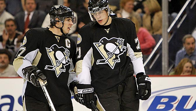 Pittsburgh NEWS Crosby_sidney_malkin_evgeni_pens_talk_672x380