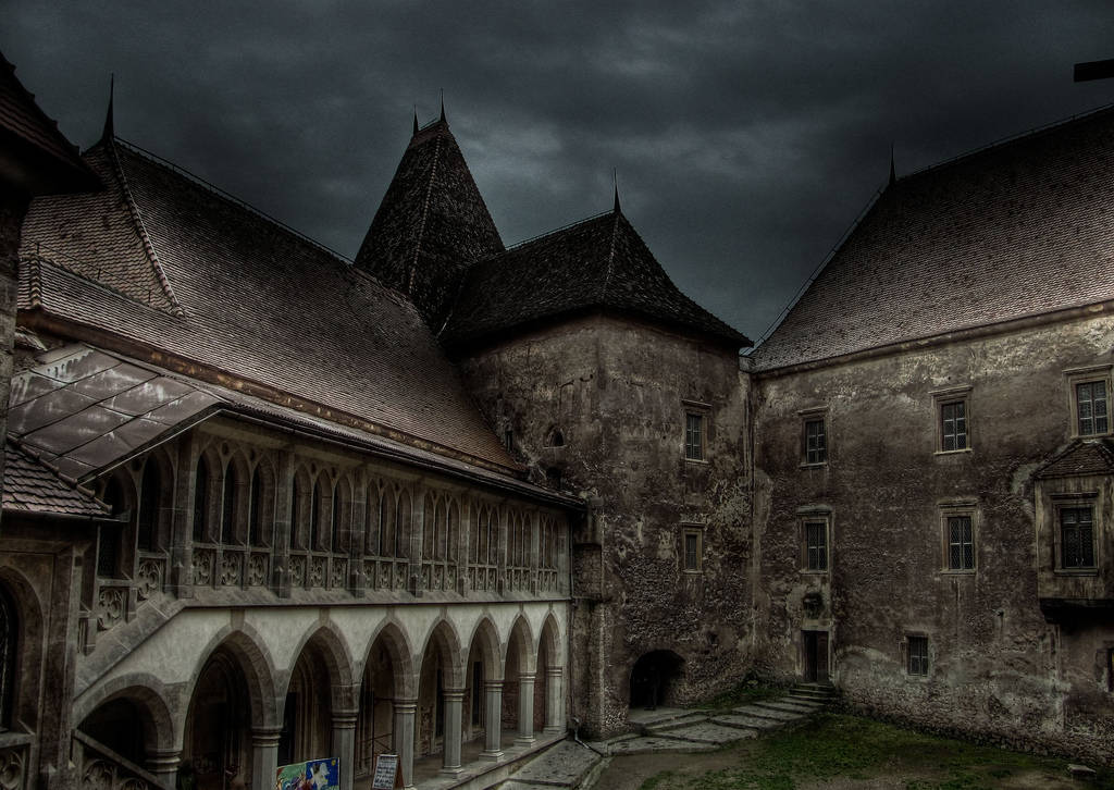 Os Lampejos da Jyhad: A Ordem Oculta Hunedoara-Castle-Romania