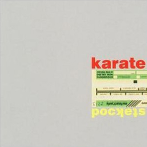 Karate, pero con guitarra, bajo y batería, sin patadas voladoras ni nada de eso 4387-pockets
