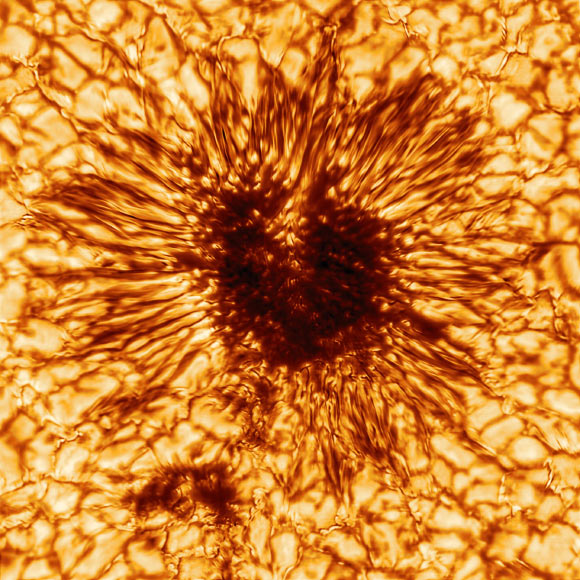 Inouye Solar Telescope Captures Its First Image of Sunspot Image_9125-DKIST-Sunspot
