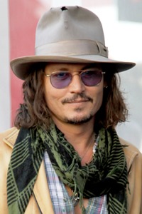 Les adultes [Reste 16/17] Johnny-depp-200-300