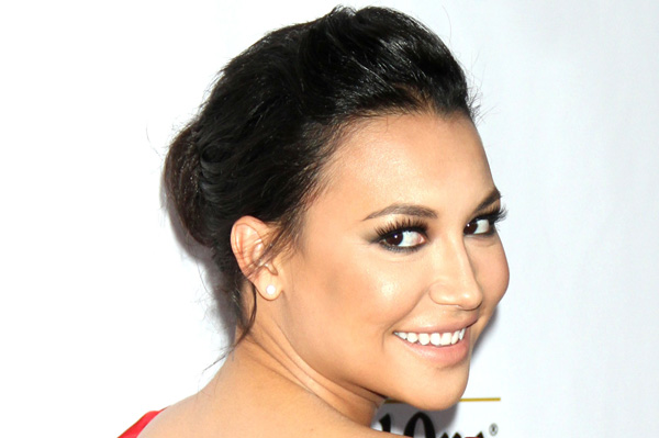 2x04 ---> Avalanche on the brunch - Página 3 Naya-rivera-glaad-makeup