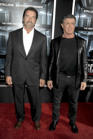 ¿Cuánto mide Sylvester Stallone? - Altura - Real height Sylvester-Stallone-arch-rival-Schwarzenegger_ejudtw