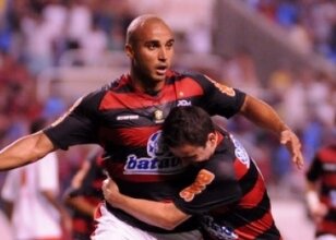 Deivid Flamengo'yu sırtladı! Deivid