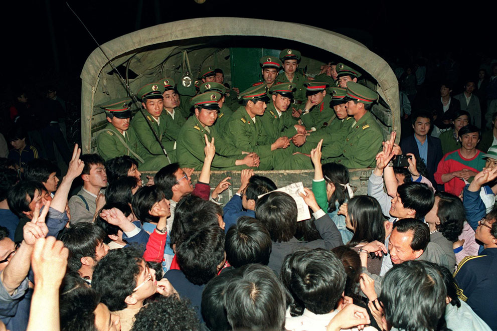 La plaza de Tiananmen hace 25 años S_t10_52010860