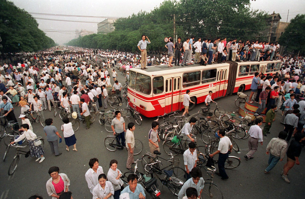 La plaza de Tiananmen hace 25 años S_t24_90603032