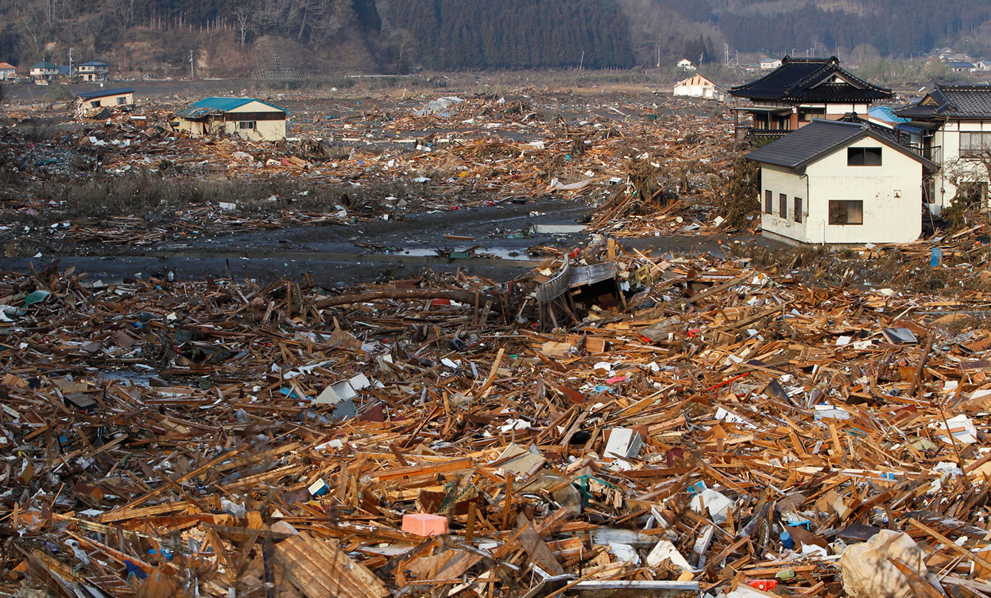 TSUNAMI EN JAPON - Página 6 S_j28_RTR2JTTF