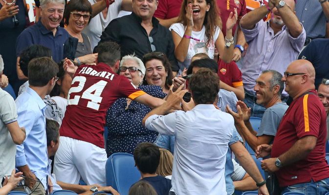 La Roma aggancia la Juve. Florenzi abbraccia la nonna A9206712cb810e8fd4e4aa89e378207a_07228_immagine_ts673_400