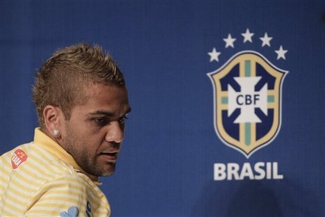 Neymar's haircut, how do you rate it? Be7d243b69d9e2e8faf68b7c1c20-grande