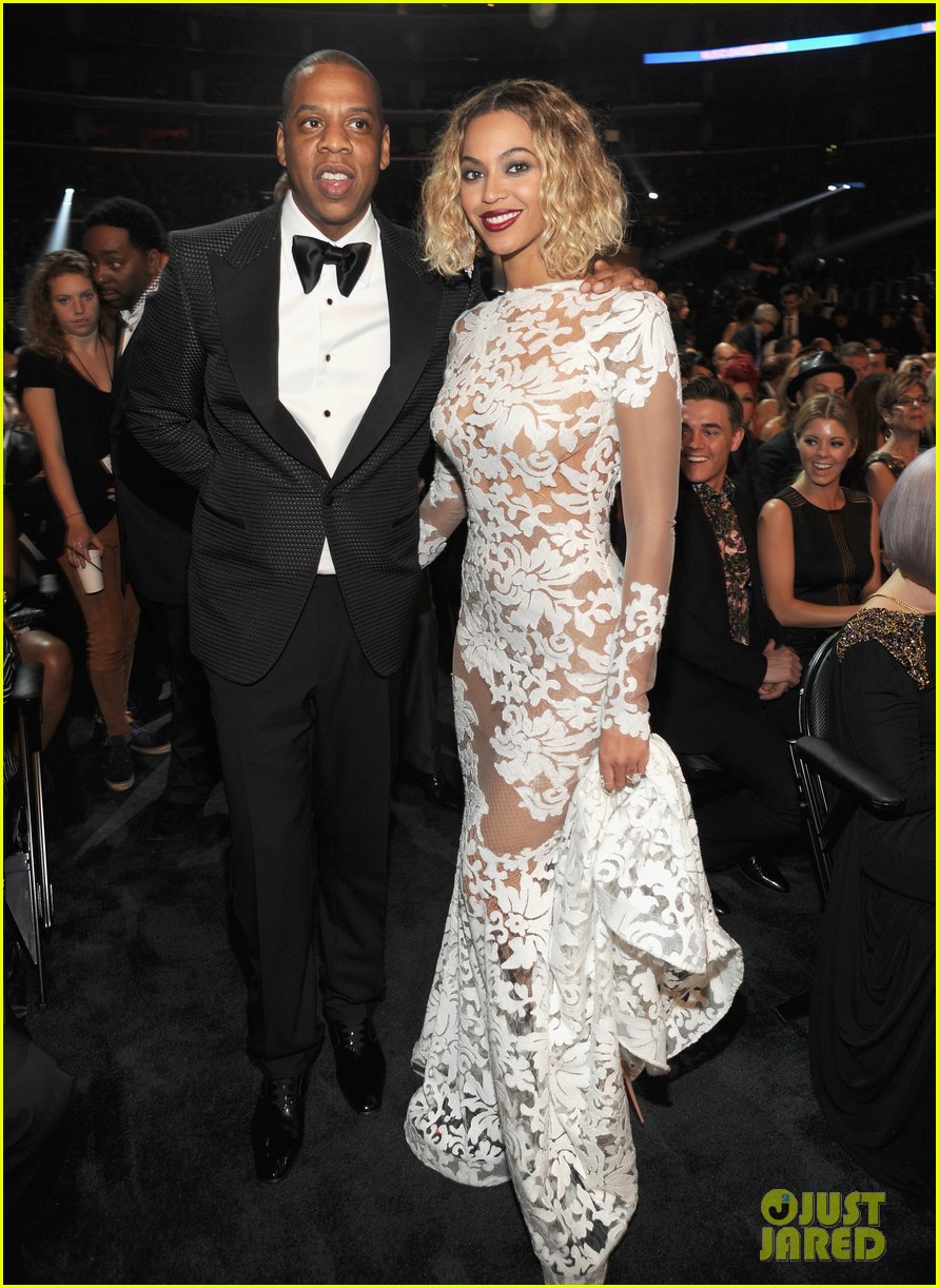 2014 Grammy Awards Beyonce-wears-sexy-sheer-white-dress-at-grammys-2014-05