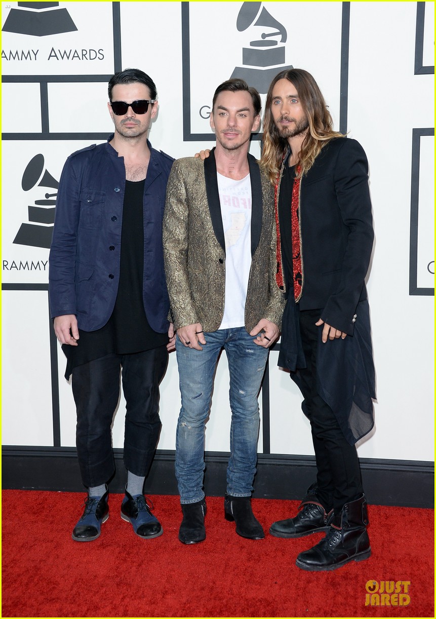 2014 Grammy Awards Jared-leto-30-seconds-to-mars-grammys-2014-red-carpet-01