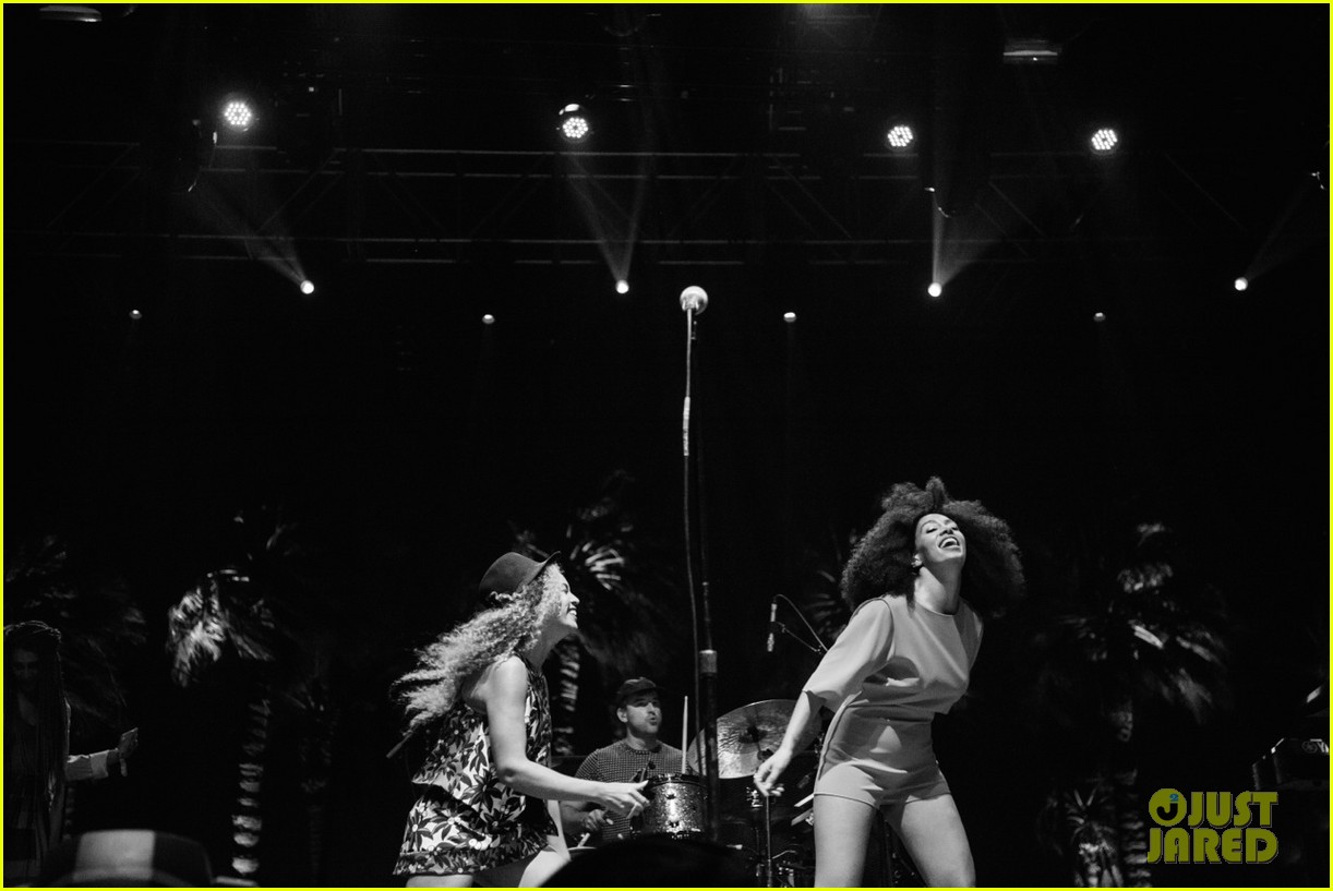 Beyoncé sube sus propias fotos en COACHELLA MUSIC FESTIVAL. Beyonce-shares-personal-coachella-photos-15