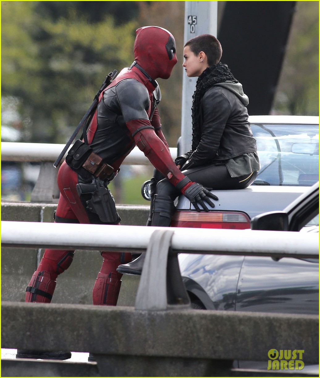 [Cinema] Deadpool - SPOILER LIBERADO!!! - Página 4 Ryan-reynolds-brianna-hildebrand-deadpool-14