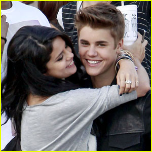  "Un mal paso y mi sueño" Justin Bieber  - Página 10 Justin-bieber-selena-boyfriend-set