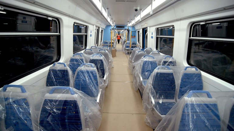 La Presidente aseguró que ningún pasajero podrá viajar colgado en los nuevos trenes 0011110793