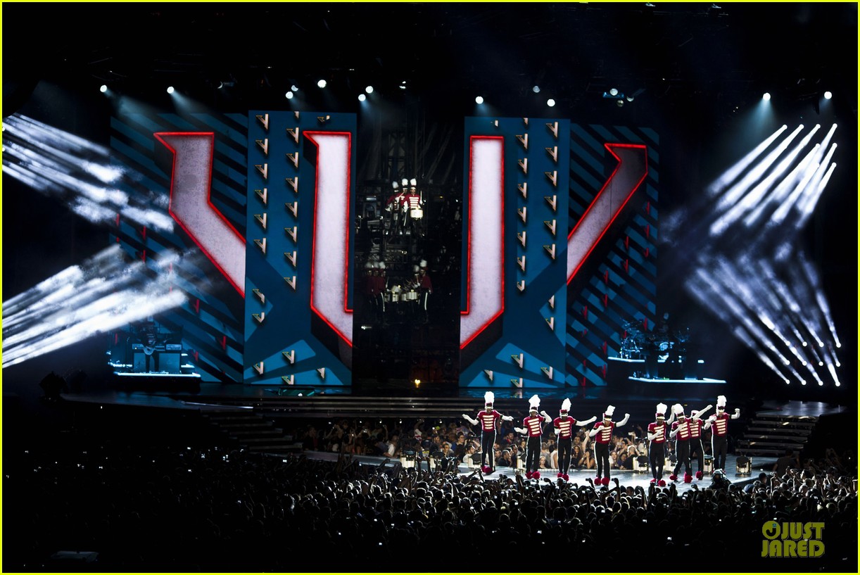 [MADONNA]: MDNA Tour / Tel Aviv. Madonna-mdna-tour-tel-aviv-07