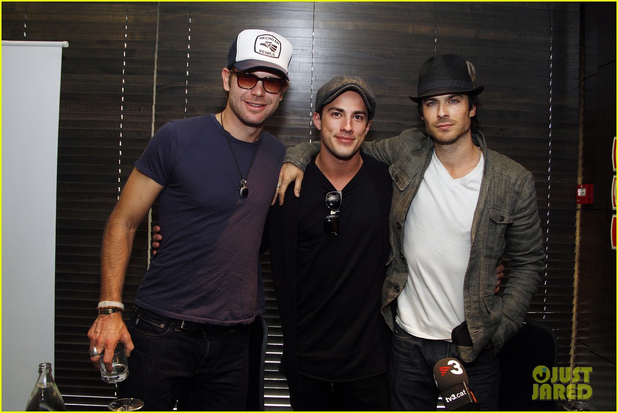 ¿Que está pasando en la Bloody Night Con 2? Ian-somerhalder-michael-trevino-bloodynightcon-06