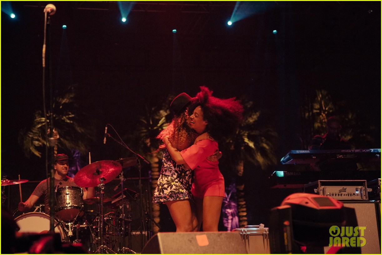 Beyoncé sube sus propias fotos en COACHELLA MUSIC FESTIVAL. Beyonce-shares-personal-coachella-photos-16