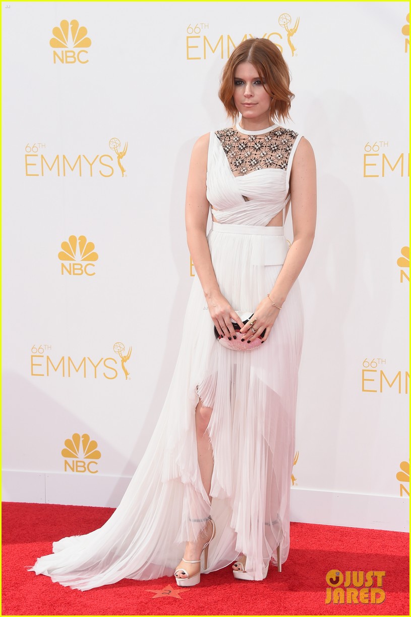 2014 Emmy Awards  Kate-mara-emmys-2014-04