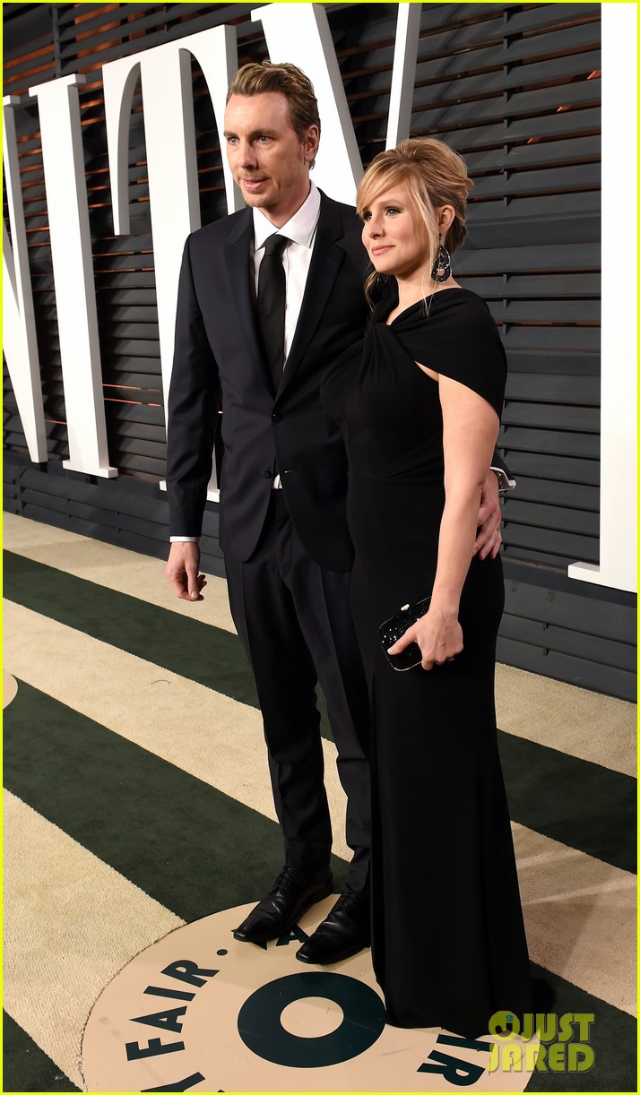 Vanity Fair Oscar Party 2015 Kristen-bell-dax-shepard-vanity-fair-party-02