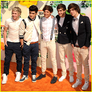 Teen Choice Awards ❤ One-direction-kids-choice-awards-2012-performance