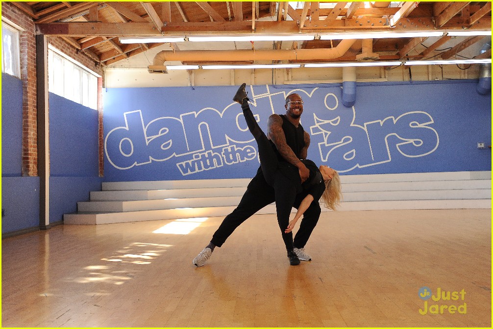 Dancing with the Stars USA - Season 22 - LIVE Witney-carson-von-miller-secret-weapon-practice-pics-dwts-28
