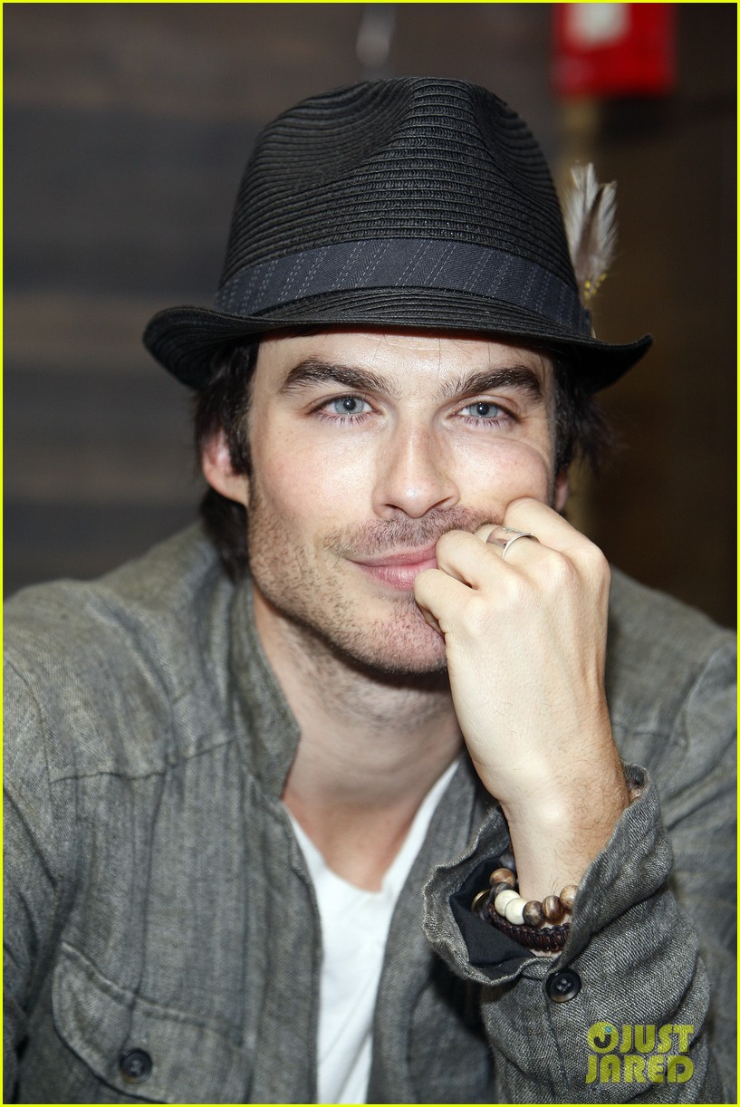 ¿Que está pasando en la Bloody Night Con 2? Ian-somerhalder-michael-trevino-bloodynightcon-02