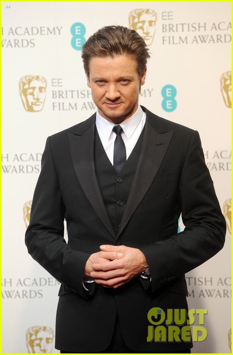 British Academy Film Awards 2013 Nicholas-hoult-jeremy-renner-baftas-2013-red-carpet-05