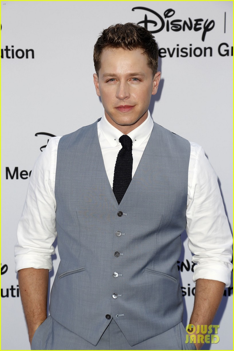 Ginnifer Goodwin, Josh Dallas y Emilie de Ravin en el Disney International Upfront Ginnifer-goodwin-josh-dallas-disney-international-upfronts-14