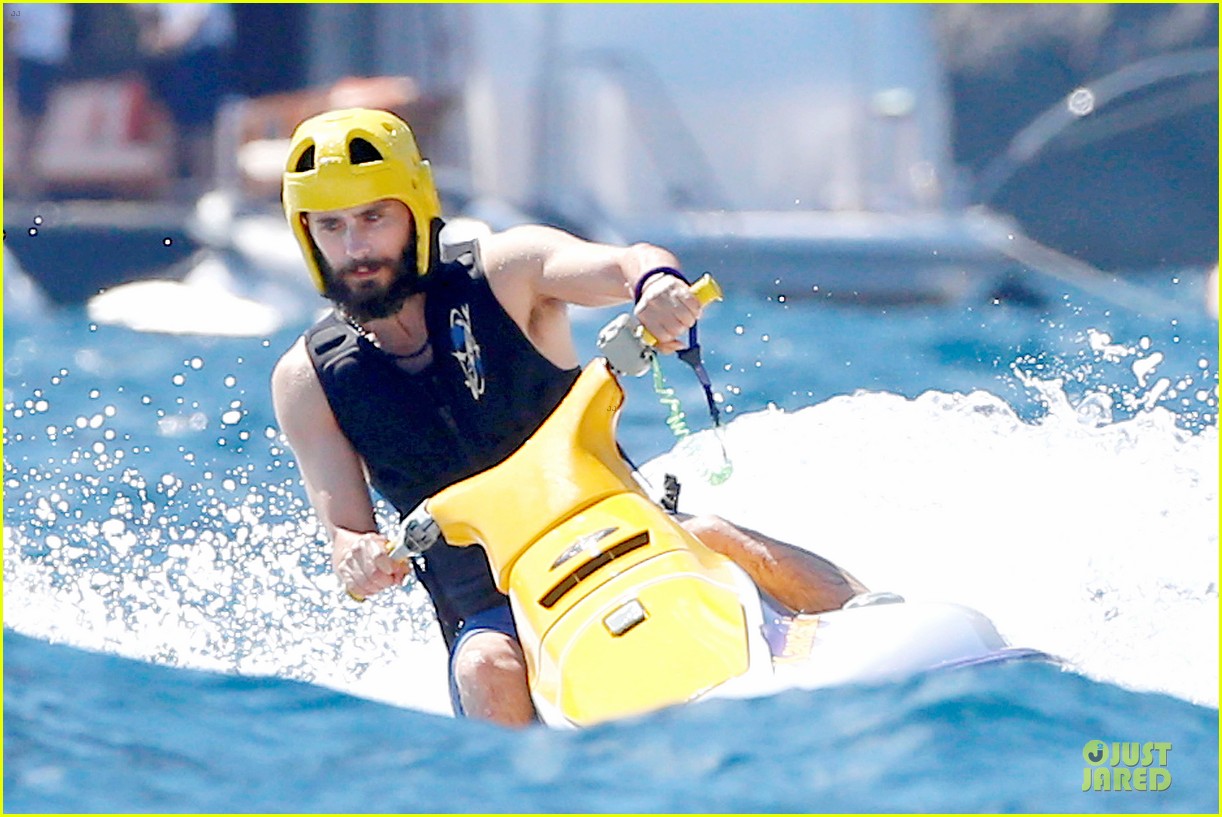 Jared Leto. Jared-leto-makes-a-big-splash-by-going-shirtless-21