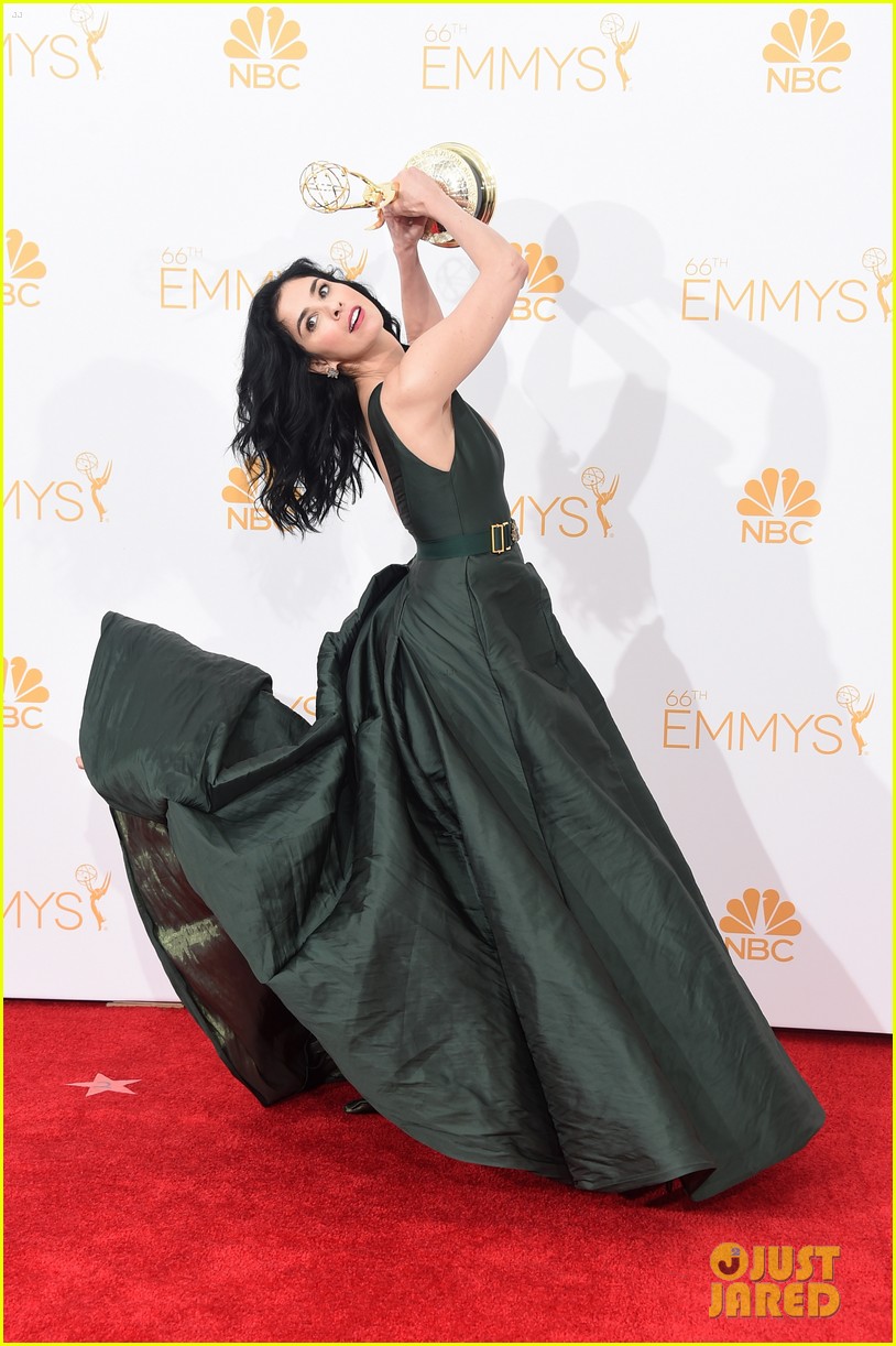 2014 Emmy Awards  Sarah-silverman-emmy-awards-winner-05