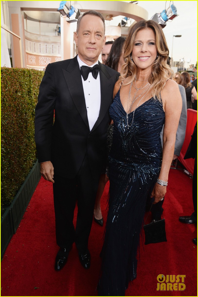 2014 Golden Globes Awards Tom-hanks-rita-wilson-golden-globes-2014-red-carpet-05