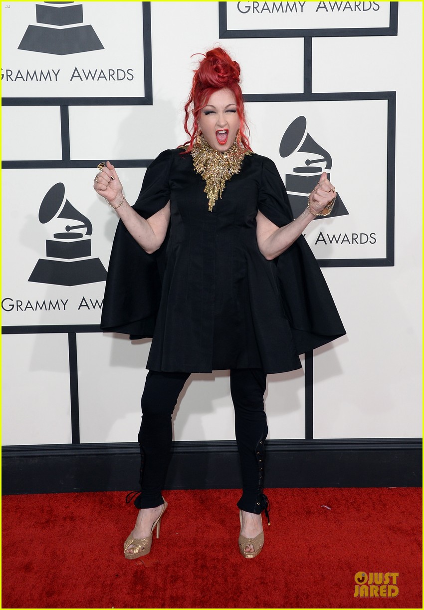 2014 Grammy Awards Martina-mcbride-cyndi-lauper-grammys-2014-red-carpet-05