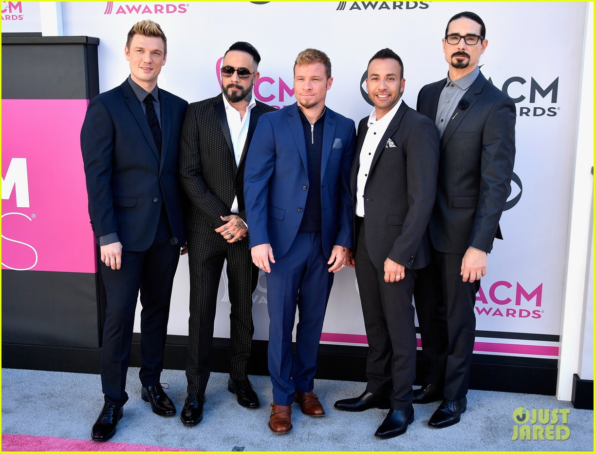 ¿Cuánto mide Nick Carter? (Backstreet Boys) - Altura - Real height Backstreet-boys-acm-awards-2017-02