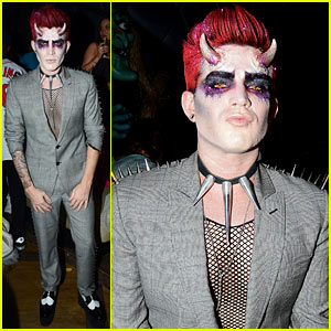 ADAM - ERA 2 MISC. - Page 31 Adam-lambert-hosts-halloween-party-goes-as-devil