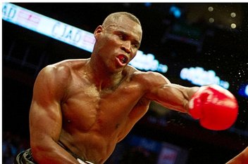 Photos of Adonis Stevenson 143.0_standard_352.0