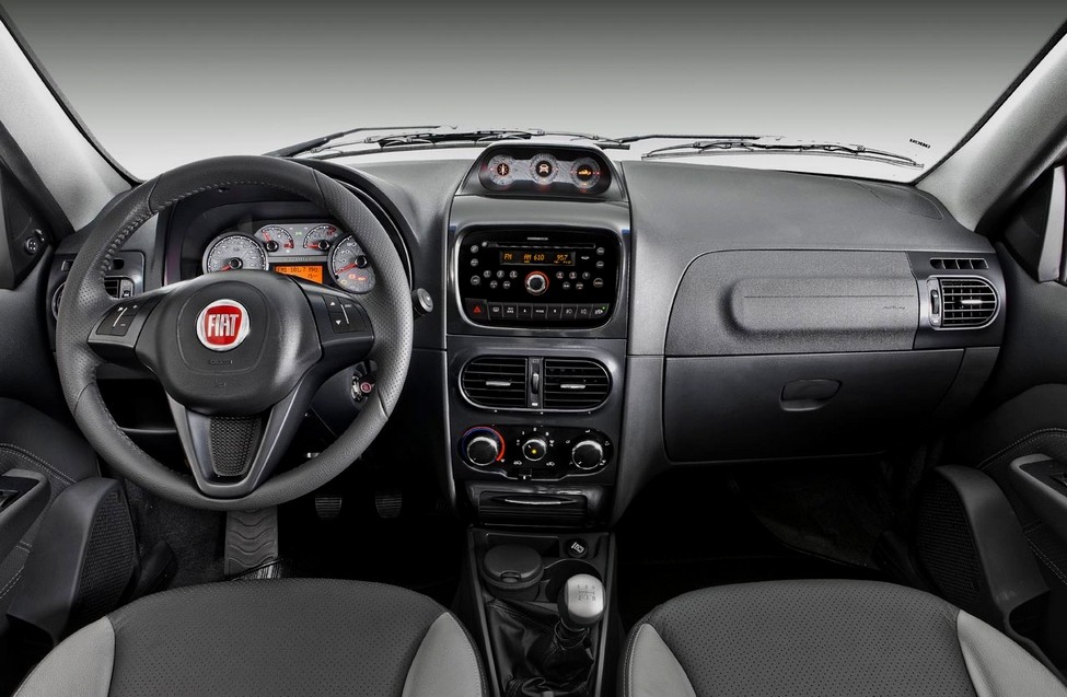  2014 - [Fiat] Strada (brazil) Fiat-Nova-Strada-3-portes.4