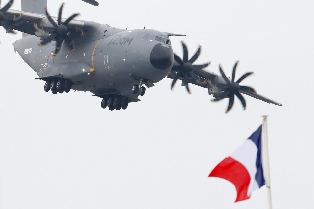 airbus A400 - Page 2 1016567197