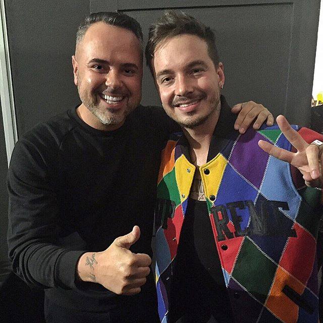 ¿Cuánto mide J Balvin? - Altura - Real height Juan-Magan-dej%C3%B3-plantado-al-p%C3%BAblico-peruano