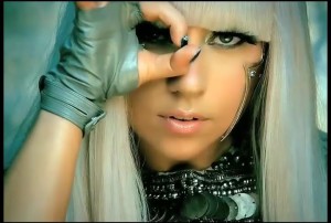 LA PREUVE que Lady Gaga est possédée ! Ladygaga-pokerface