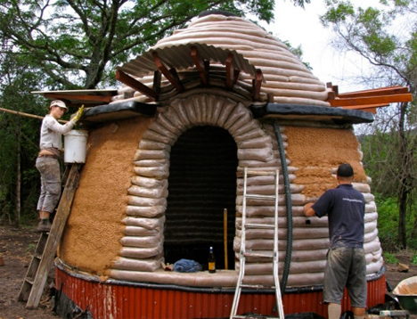 10 Unique Earth Dwellings Almost Anyone Can Afford  Earthbag-Building-The-Mud-Home-22