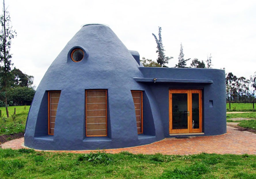 10 Unique Earth Dwellings Almost Anyone Can Afford  Jose-Andres-Vallejo-casavergara11-889x622